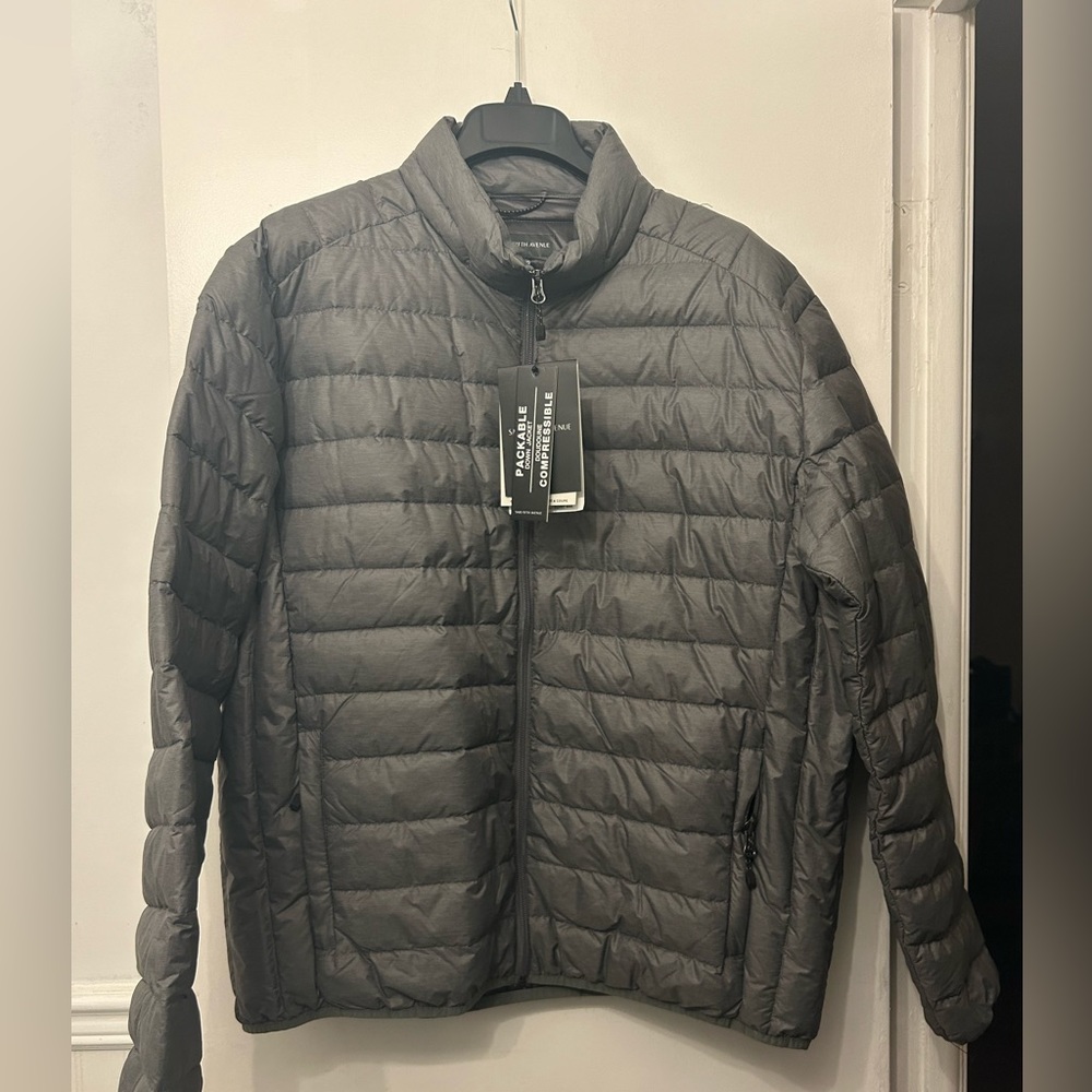 Men’s XL Saks 5th Ave Collapsible Coat